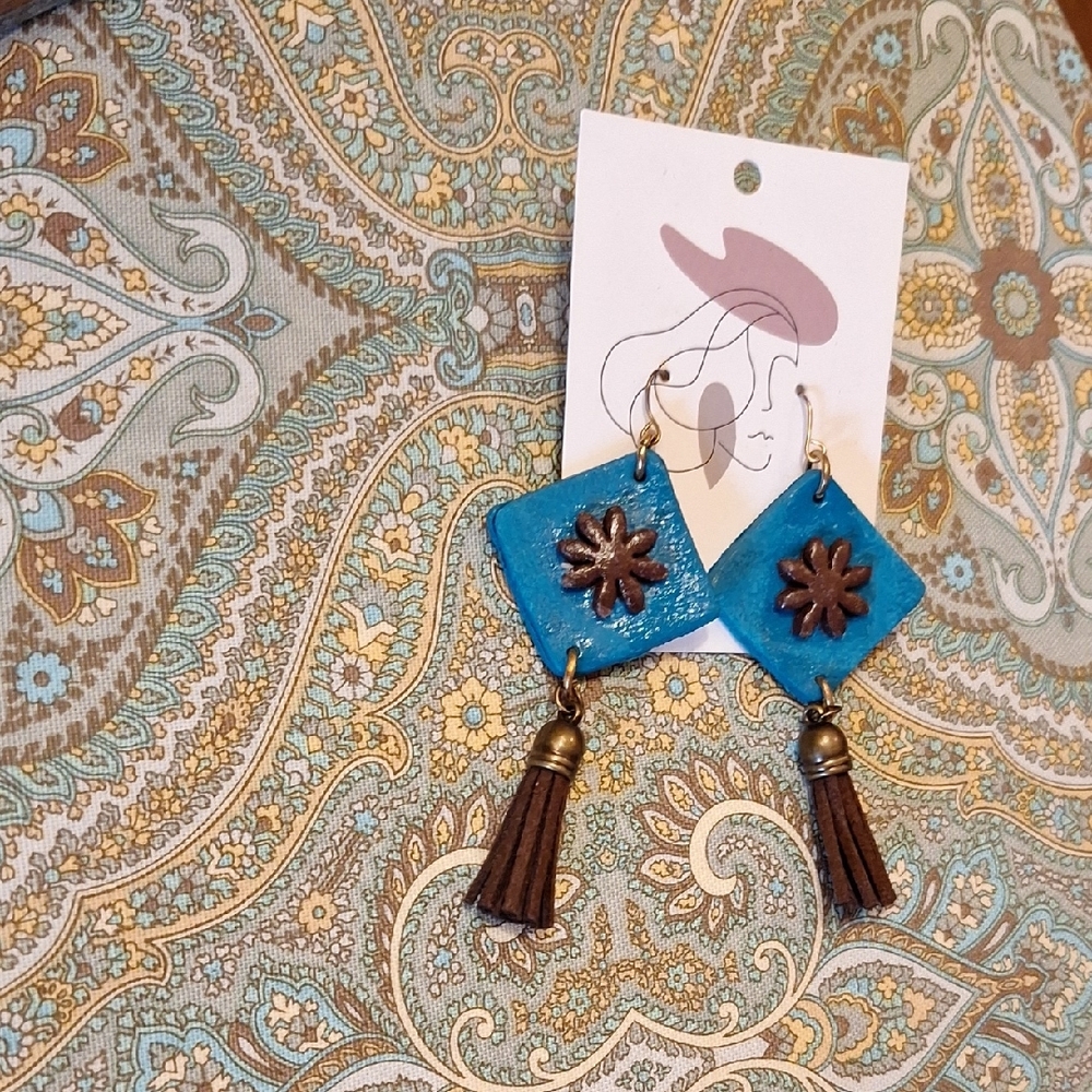 🔥🔥 HOT DEAL Blue and Brown Tassel Earrings